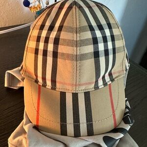 Burberry Kids hat. Used once